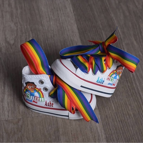 Wanna See My Closet IRL?? - Picture 8 of 9